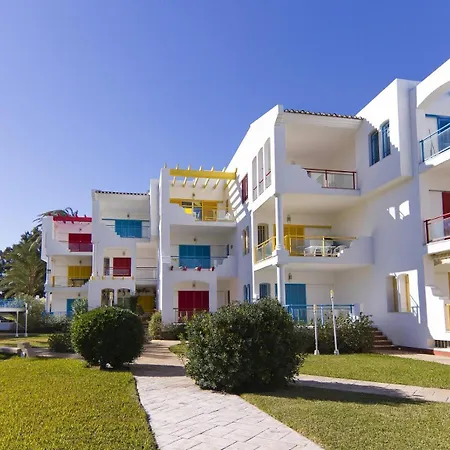 111 Alberca 8-3 دينايا